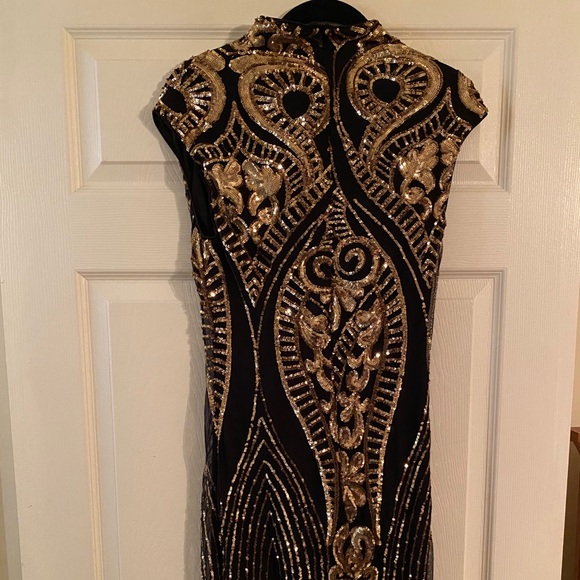 Black and Gold Sequin Dress - Picture 2 of 3